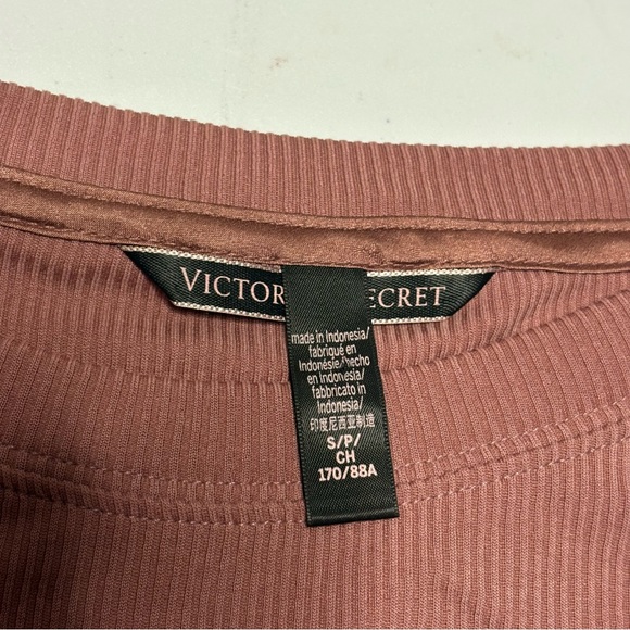 Victoria's Secret Long Sleeve - Picture 6 of 10
